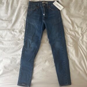 Levi’s Women's Wedgie Skinny Blue Jeans